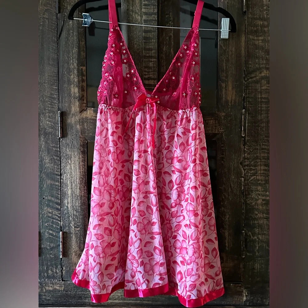 Pink & Red Nighty with sparkle and lace Size 1X